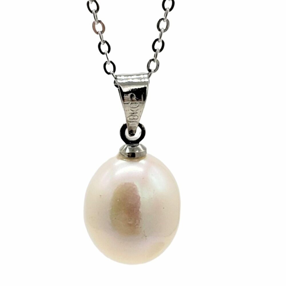 Single White Pearl Pendant